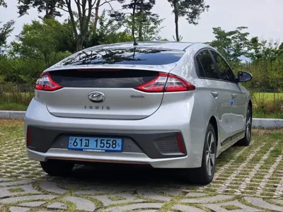 Hyundai Ioniq 2018, 107222 км, за 9900000 KRW - фото 5