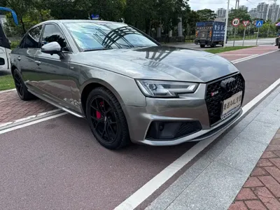 Audi A4L 2019, 89000 км, за 96800 CNY - фото 3