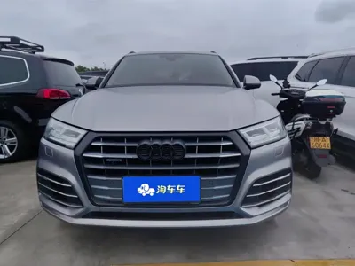 Audi Q5L 2019, 112400 км, за 101000 CNY