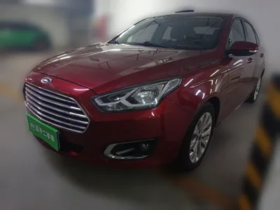 Ford Escort · 2015 год