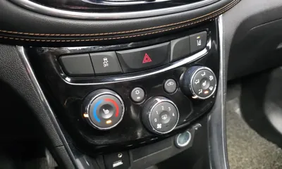 ChevroletGMDaewoo Trax 2018, 108450 км, за 6800000 KRW - фото 16