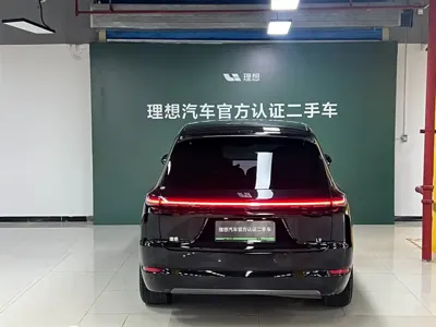Li Auto Li L9 2023, 79000 км, за 227800 CNY