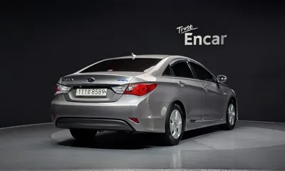 Hyundai Sonata 2012, 196462 км, за 4500000 KRW