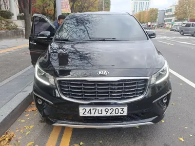Kia Canival 2019, 129327 км, за 13500000 KRW