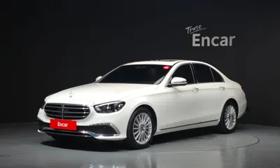 Mercedes-Benz E-Class · 2022 год