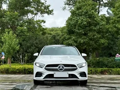 Mercedes-Benz A-Class 2019, 46000 км, за 88000 CNY
