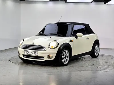 MINI Cooper Convertible · 2010 год