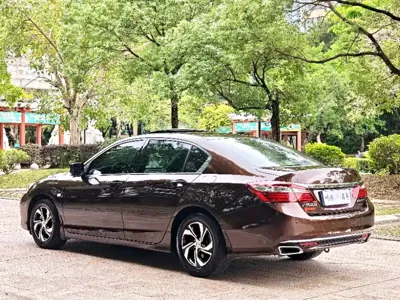 Honda Accord 2016, 90000 км, за 56800 CNY - фото 13