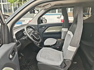 Wuling MINIEV 2022, 35400 км, за 21600 CNY - фото 15