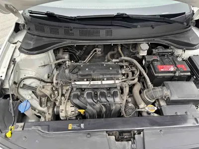 Hyundai Elantra 2021, 62000 км, за 37800 CNY - фото 12