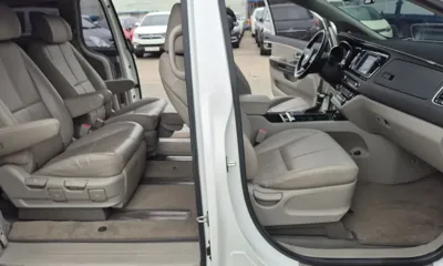 Kia Canival 2018, 144179 км, за 11500000 KRW - фото 10