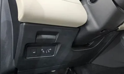 Land Rover Discovery Sport 2025, 13180 км, за 43990000 KRW - фото 29