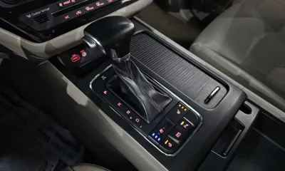 Kia Canival 2018, 172741 км, за 9300000 KRW - фото 9