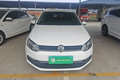 Volkswagen Polo 2014, 105900 км, за 40393.53 CNY