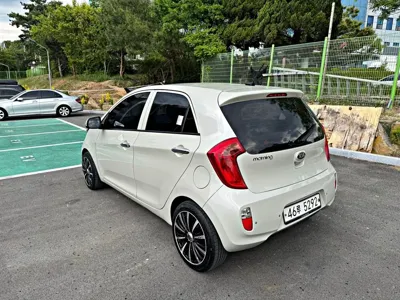 Kia Morning 2014, 97034 км, за 4300000 KRW
