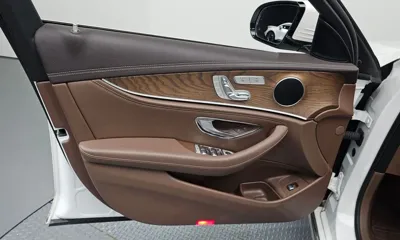 Mercedes-Benz E-Class 2018, 83215 км, за 23000000 KRW - фото 24