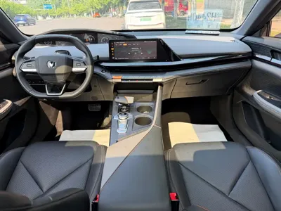 Changan UNI-V 2022, 30000 км, за 49800 CNY - фото 8