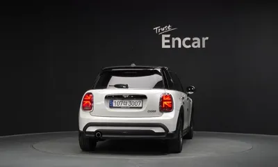 MINI Cooper 2023, 40975 км, за 19000000 KRW