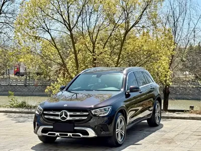 Mercedes-Benz GLC · 2022 год