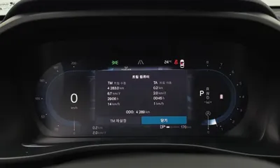 Volvo XC40 2025, 4289 км, за 48900000 KRW - фото 8