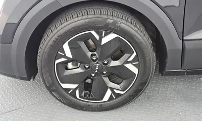 Kia Niro 2024, 16999 км, за 28900000 KRW - фото 5
