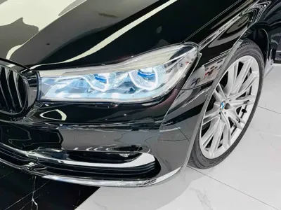 BMW 7 Series 2018, 80000 км, за 208800 CNY - фото 22