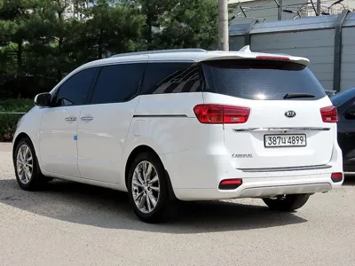 Kia Canival 2019, 91027 км, за 18000000 KRW - фото 2