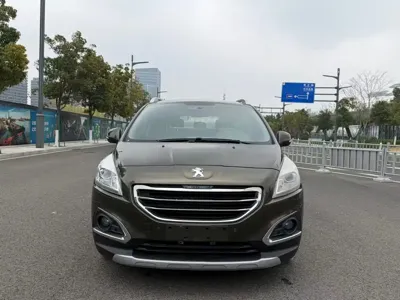 Peugeot 3008 2016, 140000 км, за 19800 CNY