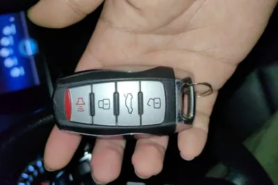 Haval H6 2018, 78900 км, за 36923.85 CNY - фото 20