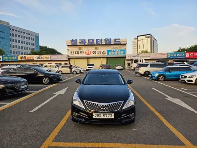 Hyundai Grandeur · 2015 год