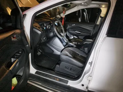 Ford Kuga 2015, 135000 км, за 32790.89 CNY - фото 17