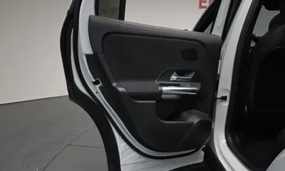 Mercedes-Benz GLA-Class 2023, 9483 км, за 45700000 KRW - фото 25