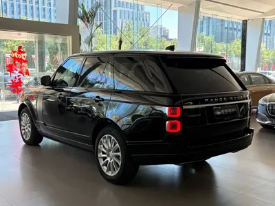 Land Rover Range Rover 2022, 43000 км, за 117388 USD
