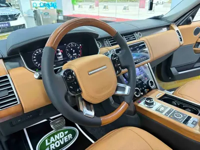 Land Rover Range Rover 2021, 94000 км, за 898000 CNY - фото 8