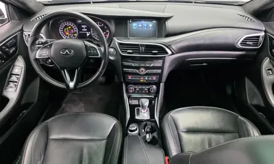 Infiniti Q30 2019, 44329 км, за 12000000 KRW - фото 7