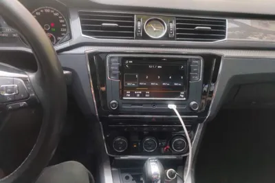 Volkswagen Passat 2017, 70000 км, за 59341.07 CNY - фото 14