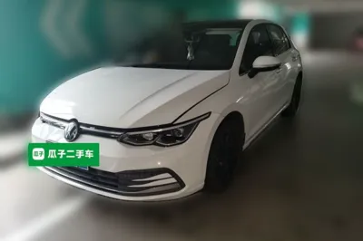 Volkswagen Golf · 2021 год