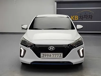 Hyundai Ioniq · 2016 год