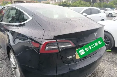 Tesla Model 3 2019, 82100 км, за 114817.7 CNY - фото 13