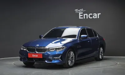 BMW 3-Series · 2022 год