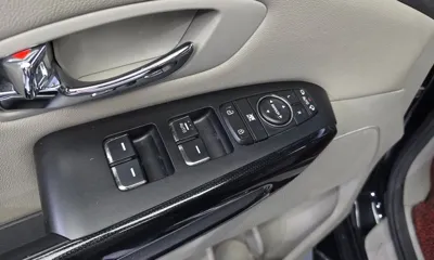 Kia Canival 2017, 164196 км, за 9900000 KRW - фото 12