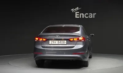 Hyundai Avante 2017, 72153 км, за 7500000 KRW