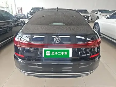 Volkswagen Passat 2024, 32100 км, за 116600 CNY - фото 6