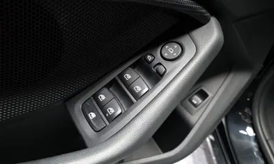 BMW 1-Series 2024, 20207 км, за 23900000 KRW - фото 33