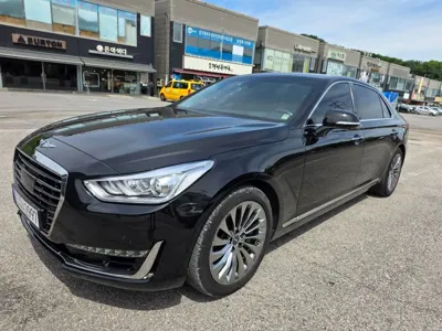Genesis EQ900 · 2018 год