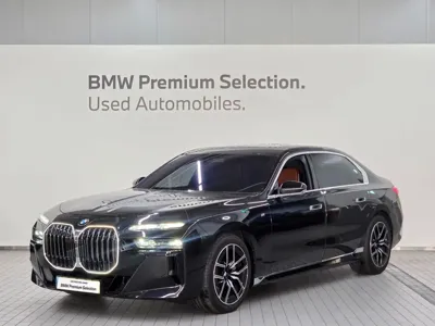 BMW 7-Series · 2025 год