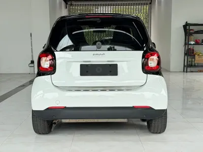 Smart Smart Fortwo 2016, 78000 км, за 32000 CNY - фото 5
