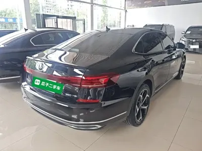 Volkswagen Passat 2024, 32100 км, за 116600 CNY - фото 7