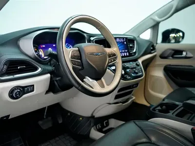 Chrysler Grand Voyager PHEV (Import) 2020, 125000 км, за 109800 CNY - фото 15