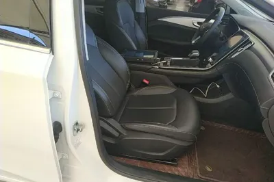 Roewe i6 MAX New Energy 2023, 2600 км, за 80932.6 CNY - фото 23